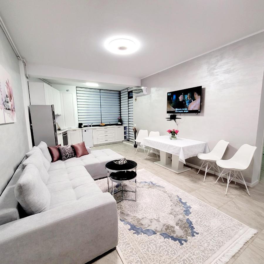 Zen Garden Apartament De Lux Nou Pe Malul Marii คอนสตันซา ภายนอก รูปภาพ